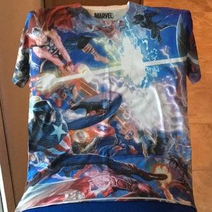 ***SALE*** Marvel T-Shirt, Great Art!